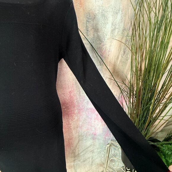 📌Almost Famous Knitted Long Sleeves Rayon Blend Sweater Dress - Picture 4 of 14